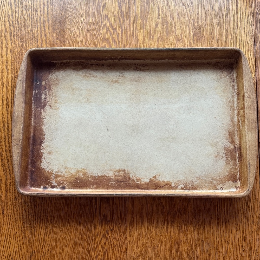 Seasoned Pampered Chef Rectangular Baking Sheet - Brown and Cream